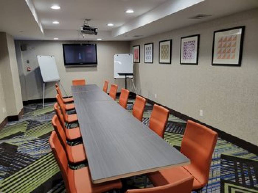 Holiday Inn Express QUEENS - MASPETH 5