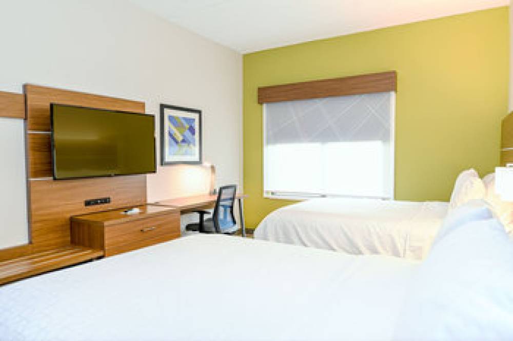 Holiday Inn Express RICHMOND AIRPORT 4