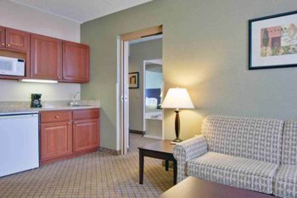 Holiday Inn Express SAULT STE. MARIE 8