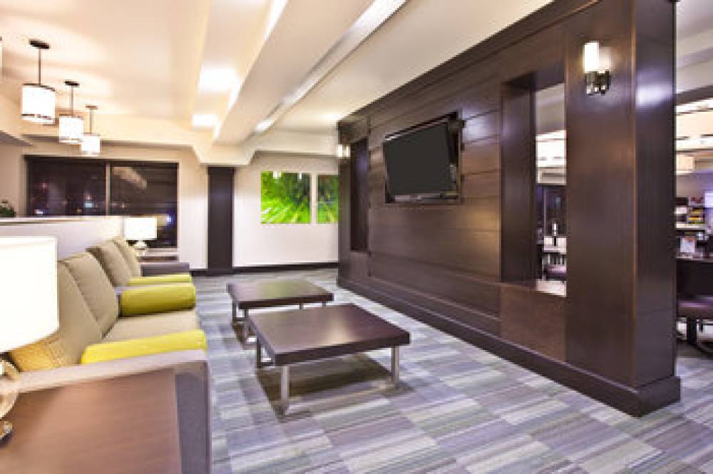 Holiday Inn Express SAULT STE MARIE 9
