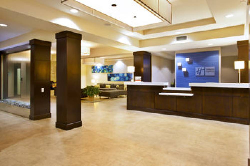 Holiday Inn Express SAULT STE MARIE 3