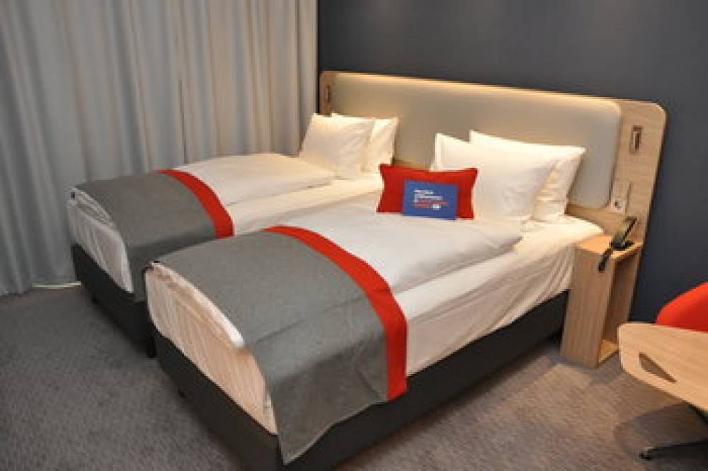 Holiday Inn Express SINDELFINGEN 10