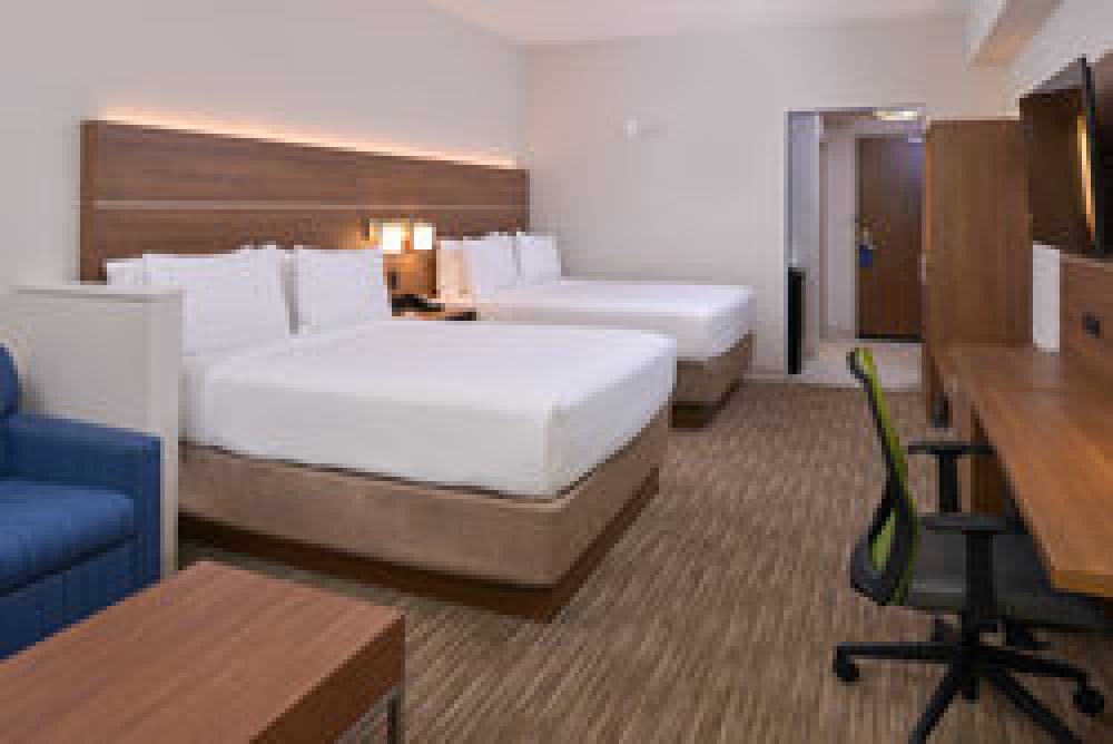 Holiday Inn Express SPRING HILL 5
