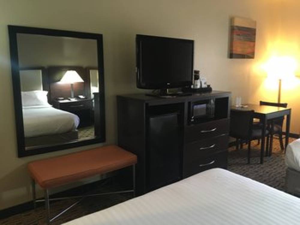 Holiday Inn Express & Suites ALBEMARLE 10