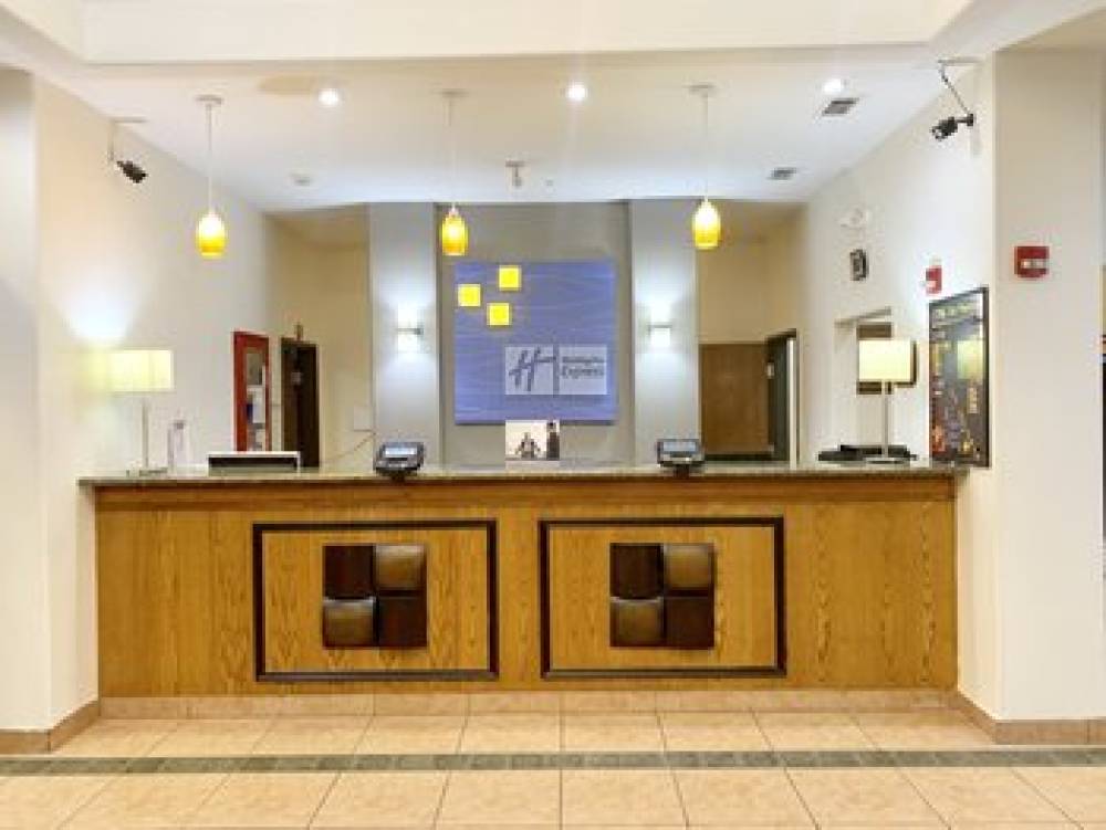 Holiday Inn Express & Suites ALICE 10