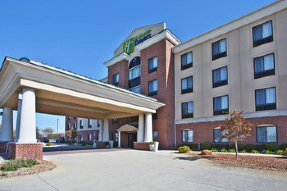 Holiday Inn Express & Suites ANDERSON 1