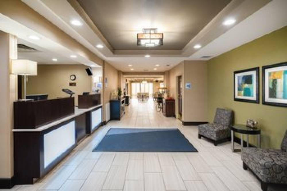 Holiday Inn Express & Suites Ashland