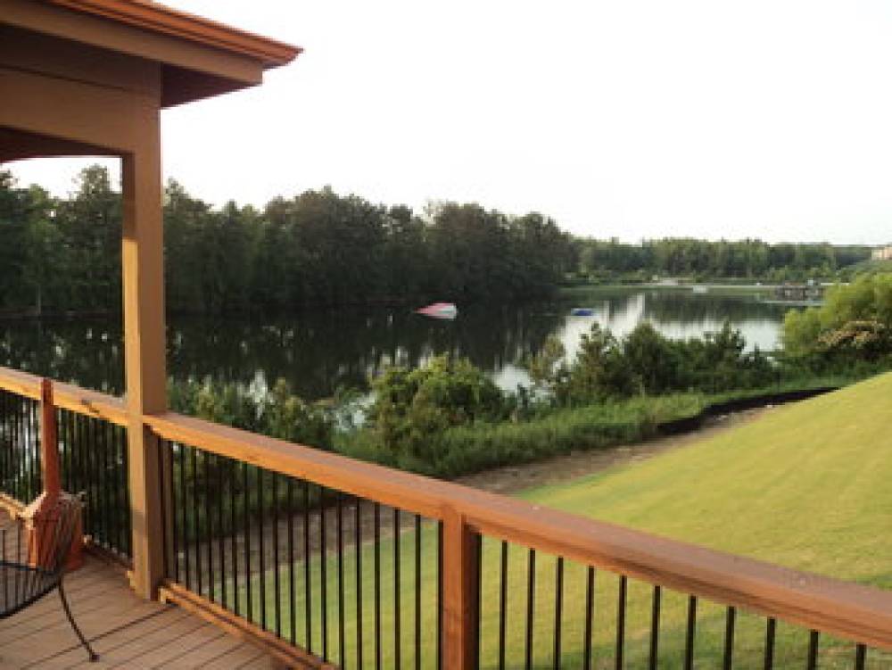 Holiday Inn Express & Suites ATLANTA ARPT WEST - CAMP CREEK 3