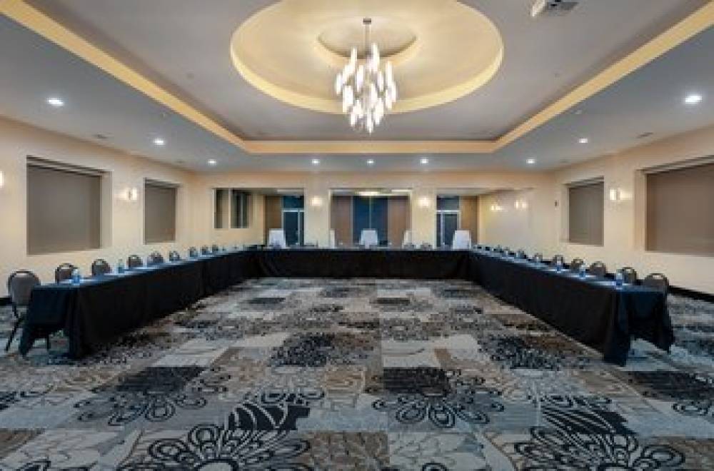 Holiday Inn Express & Suites ATLANTA DOWNTOWN 4