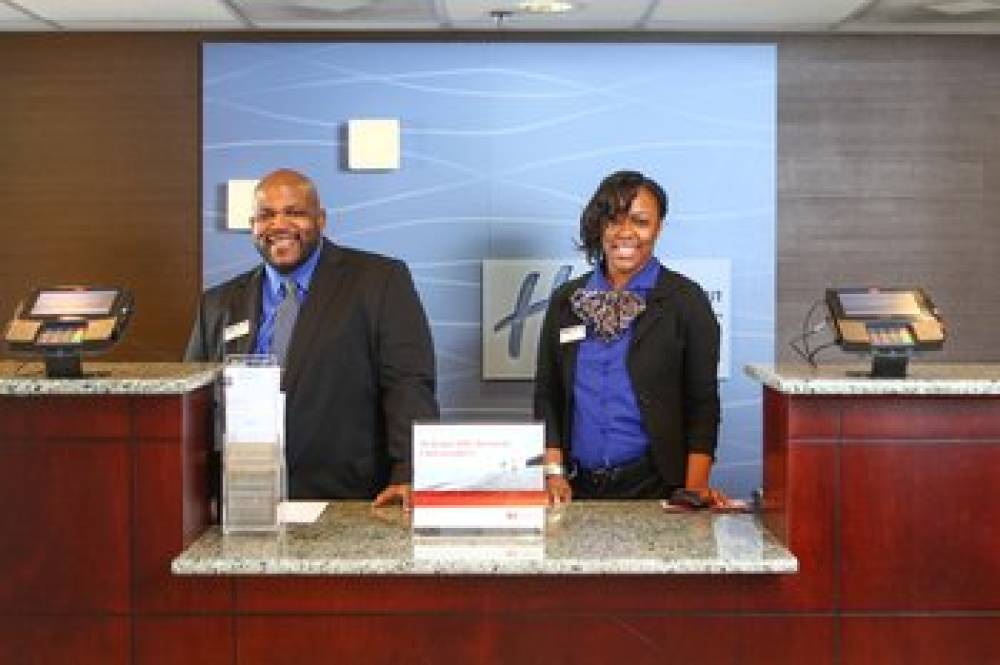Holiday Inn Express & Suites Atlanta Emory University Area
