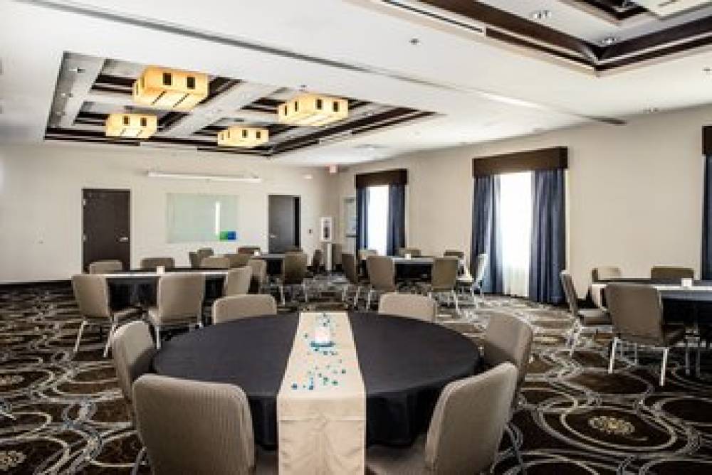 Holiday Inn Express & Suites AUSTIN NW - ARBORETUM AREA 6
