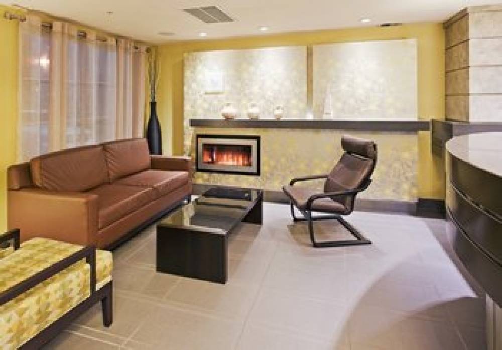 Holiday Inn Express & Suites BERKELEY 4
