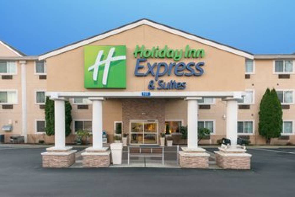 Holiday Inn Express & Suites BURLINGTON 3