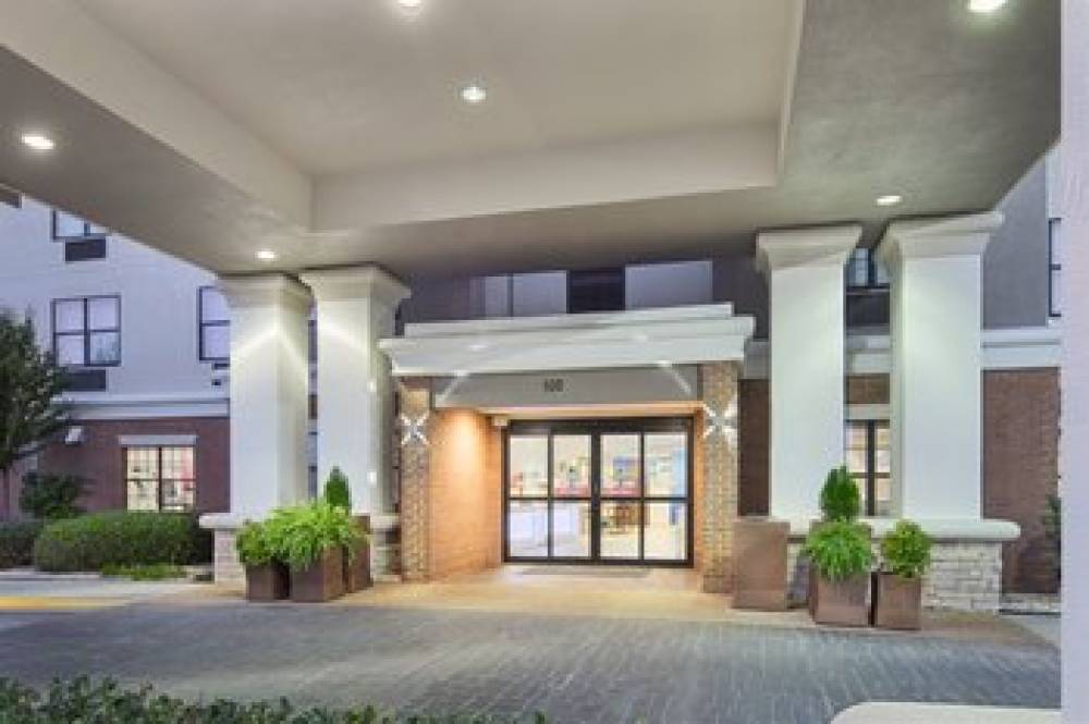 Holiday Inn Express & Suites Byron