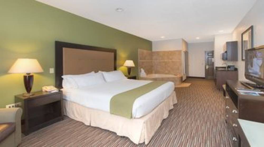 Holiday Inn Express & Suites CHICAGO-DEERFIELD/LINCOLNSHIRE 6