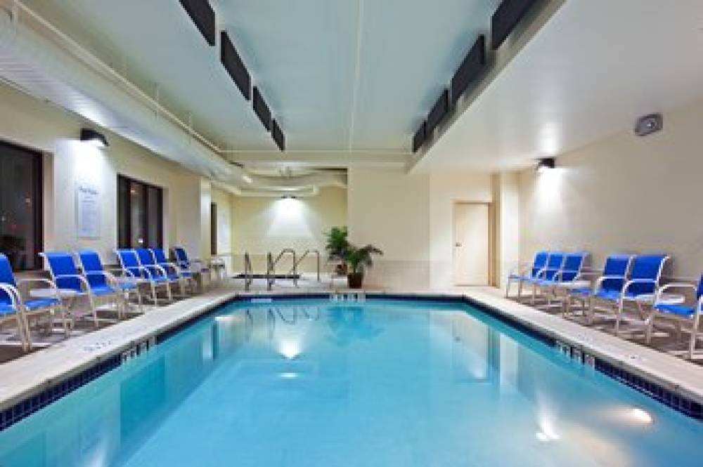 Holiday Inn Express & Suites CHICAGO WEST-O'HARE ARPT AREA 8