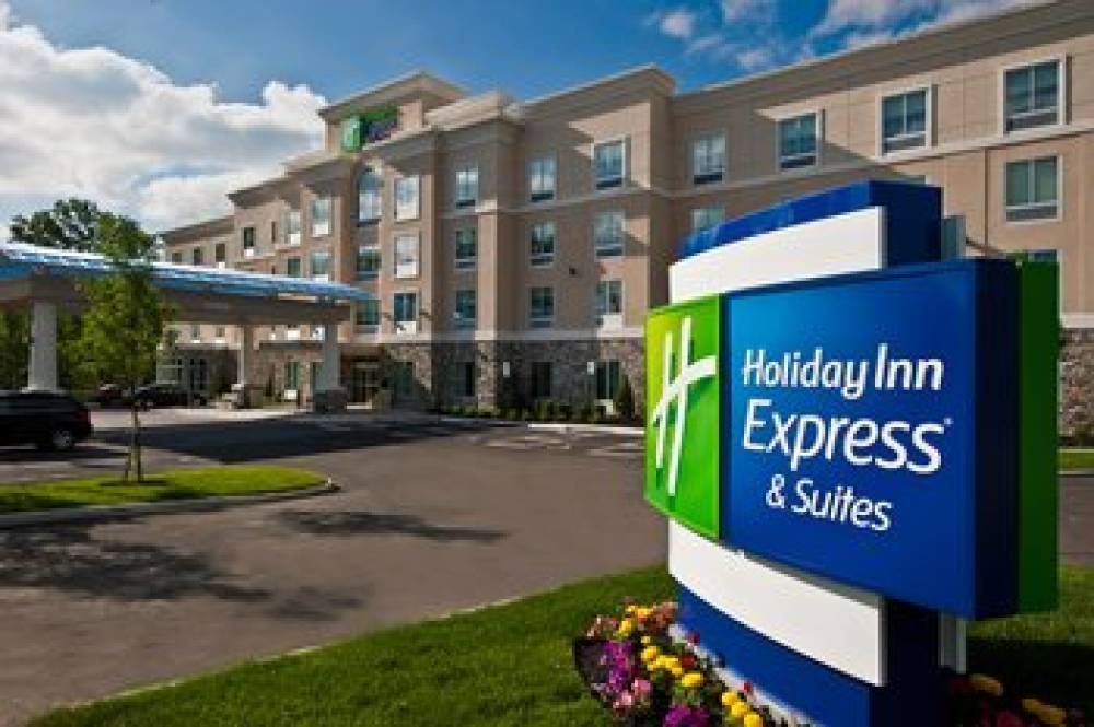 Holiday Inn Express & Suites Columbus Easton Area