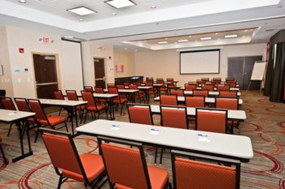 Holiday Inn Express & Suites COLUMBUS - EASTON AREA 2