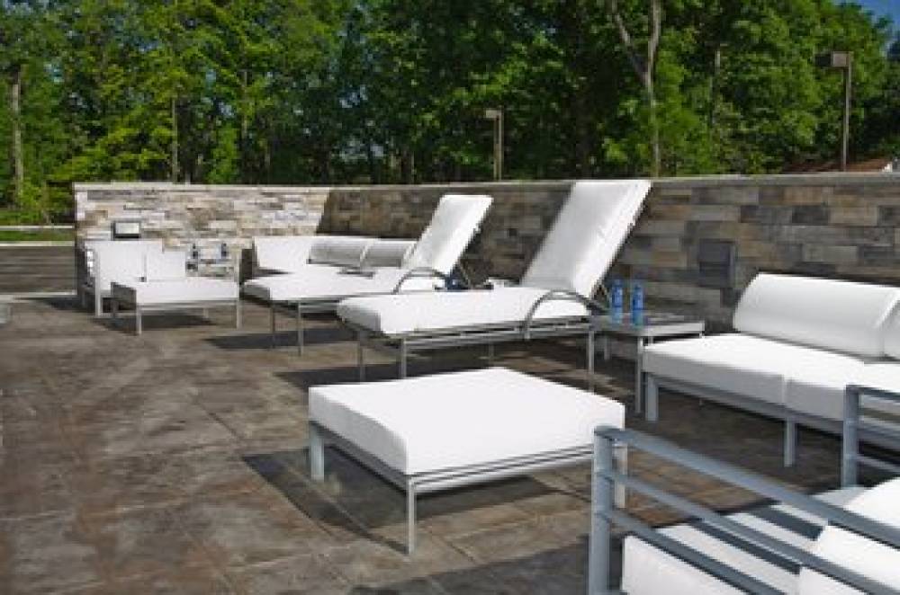 Holiday Inn Express & Suites COLUMBUS - EASTON AREA 5