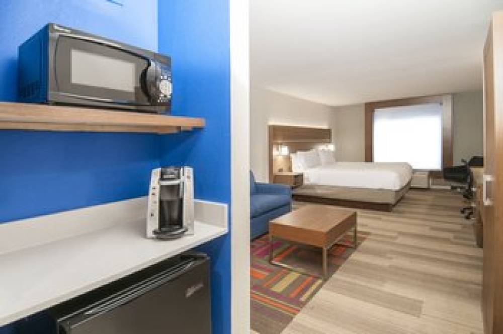 Holiday Inn Express & Suites DALLAS-NORTH TOLLWAY (N PLANO) 8