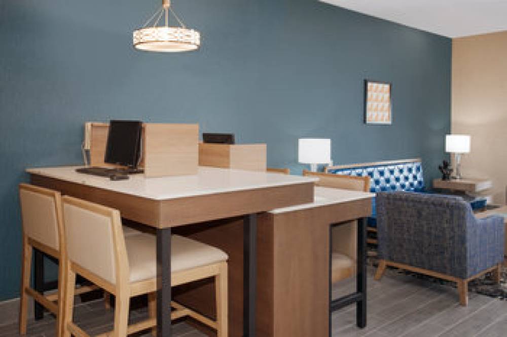 Holiday Inn Express & Suites DAYTON WEST - BROOKVILLE 3