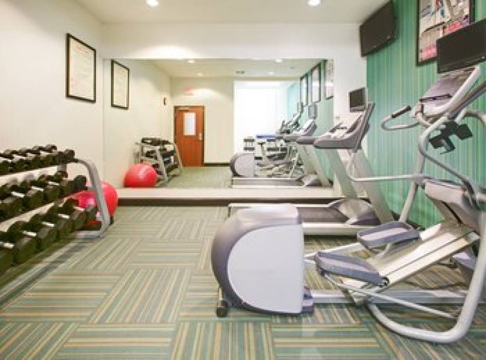 Holiday Inn Express & Suites DENTON-UNT-TWU 6