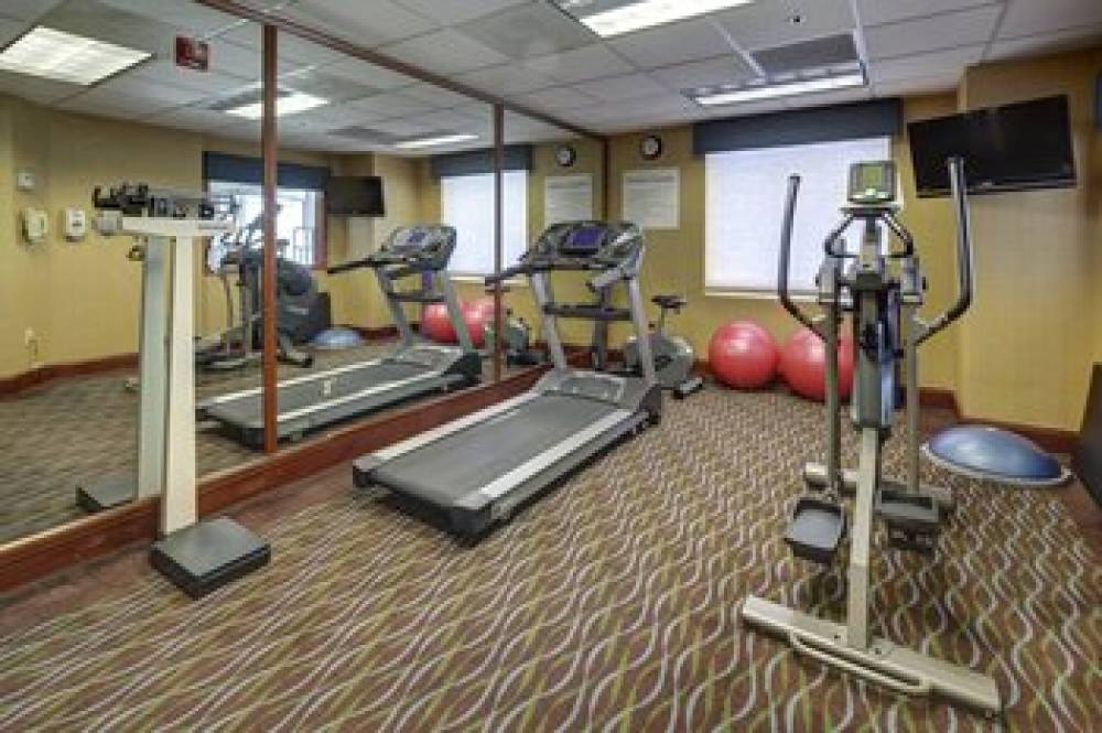 Holiday Inn Express & Suites EMPORIA 8