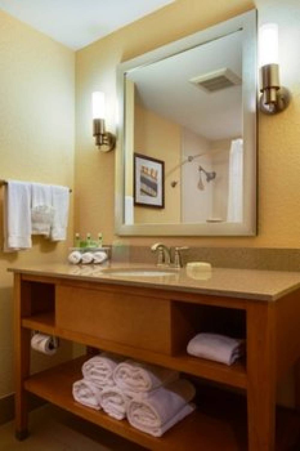 Holiday Inn Express & Suites FORT LAUDERDALE AIRPORT SOUTH 2