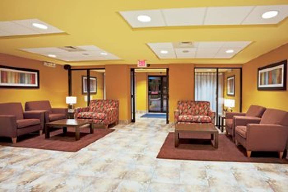 Holiday Inn Express & Suites FORT LAUDERDALE AIRPORT WEST 3