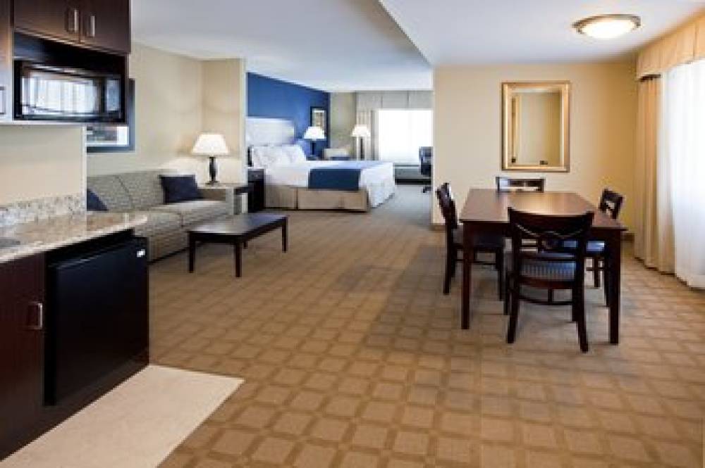 Holiday Inn Express & Suites FORT PIERCE WEST 7