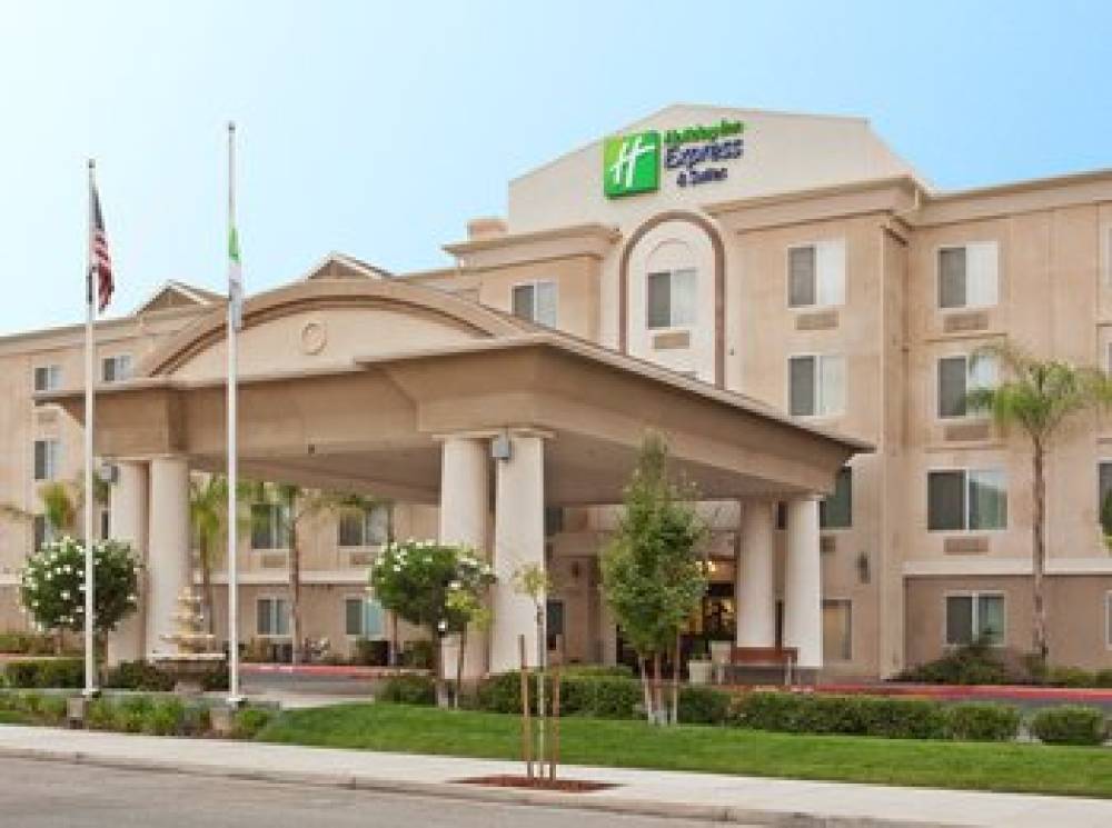 Holiday Inn Express & Suites FRESNO (RIVER PARK) HWY 41 1