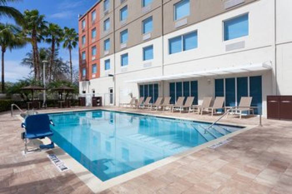 Holiday Inn Express & Suites FT. LAUDERDALE AIRPORT/CRUISE 5