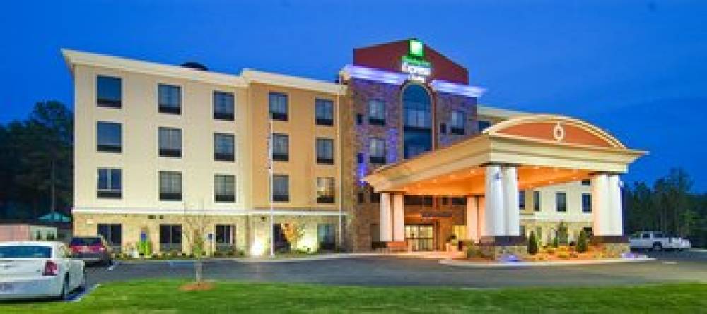 Holiday Inn Express & Suites FULTON 4