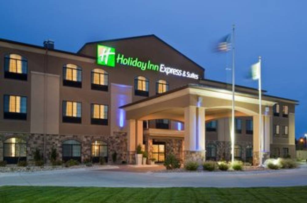 Holiday Inn Express & Suites Grand Island