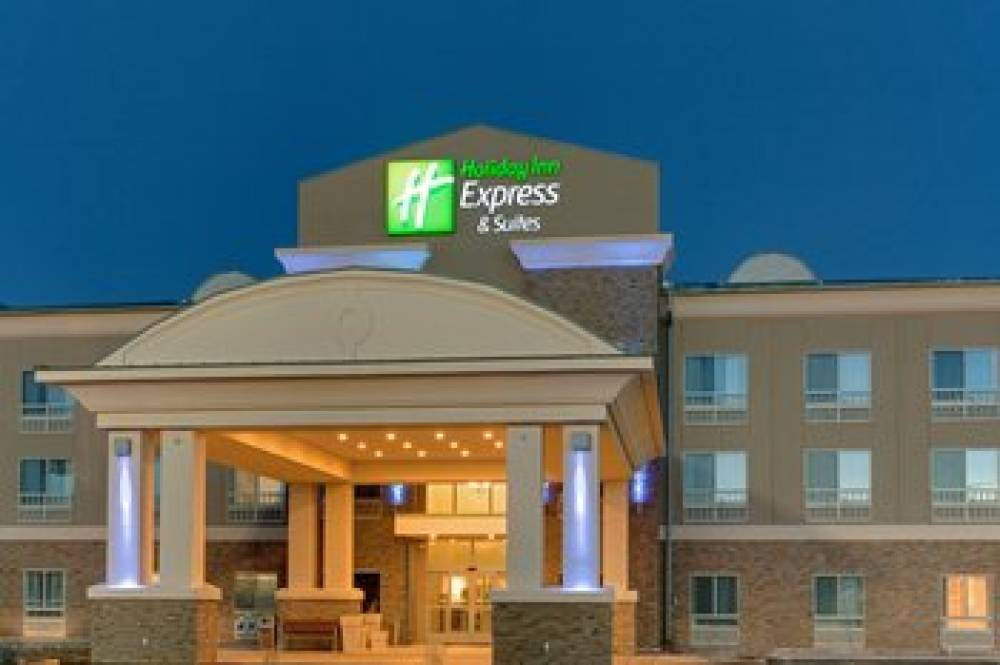Holiday Inn Express & Suites GRANTS - MILAN 3