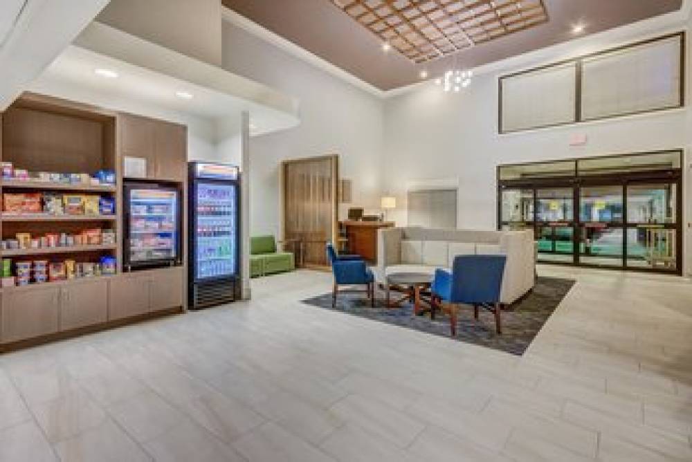 Holiday Inn Express & Suites GREENVILLE AIRPORT 3
