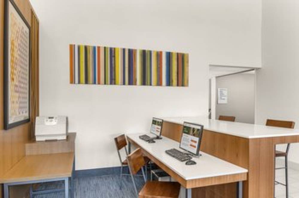 Holiday Inn Express & Suites GREENVILLE-SPARTANBURG(DUNCAN) 3