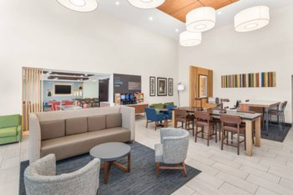 Holiday Inn Express & Suites GREENVILLE-SPARTANBURG(DUNCAN) 6