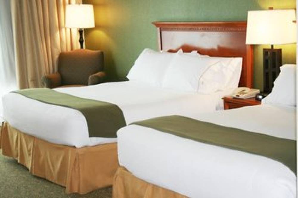 Holiday Inn Express & Suites HAGERSTOWN 4
