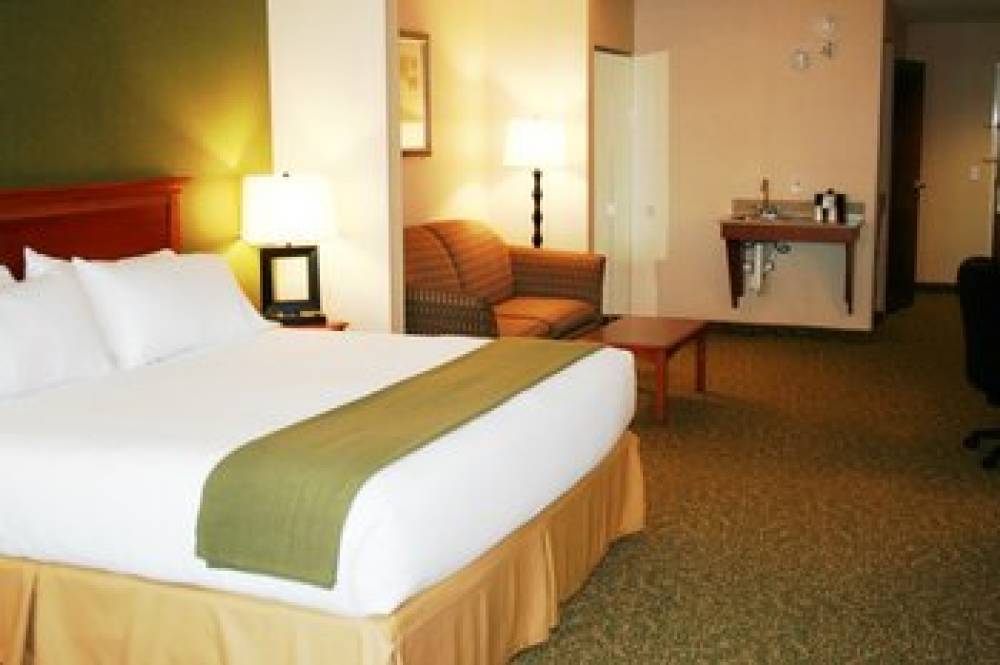 Holiday Inn Express & Suites HAGERSTOWN 2