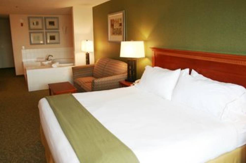 Holiday Inn Express & Suites HAGERSTOWN 3