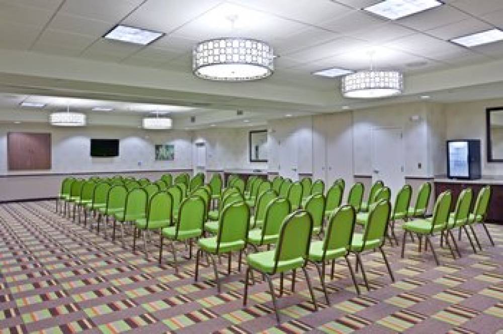 Holiday Inn Express & Suites HAYS 7