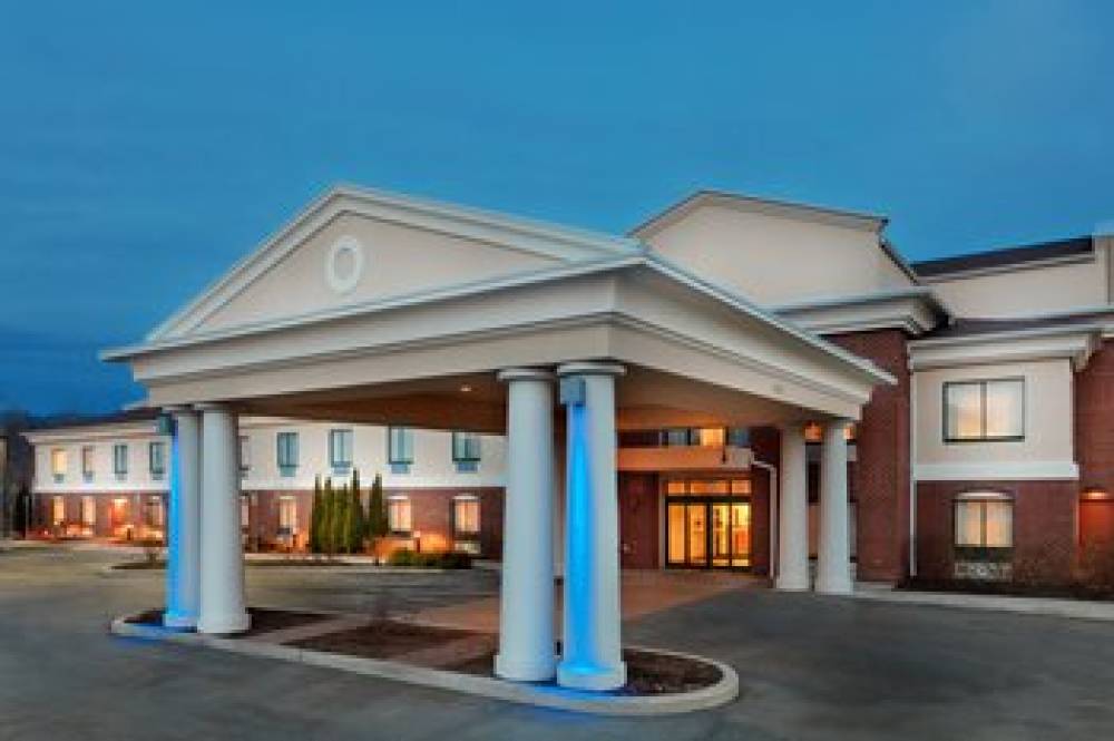 HOLIDAY INN EXPRESS SUITES 5