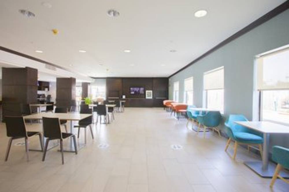 Holiday Inn Express & Suites HOUSTON NORTH-SPRING AREA 3