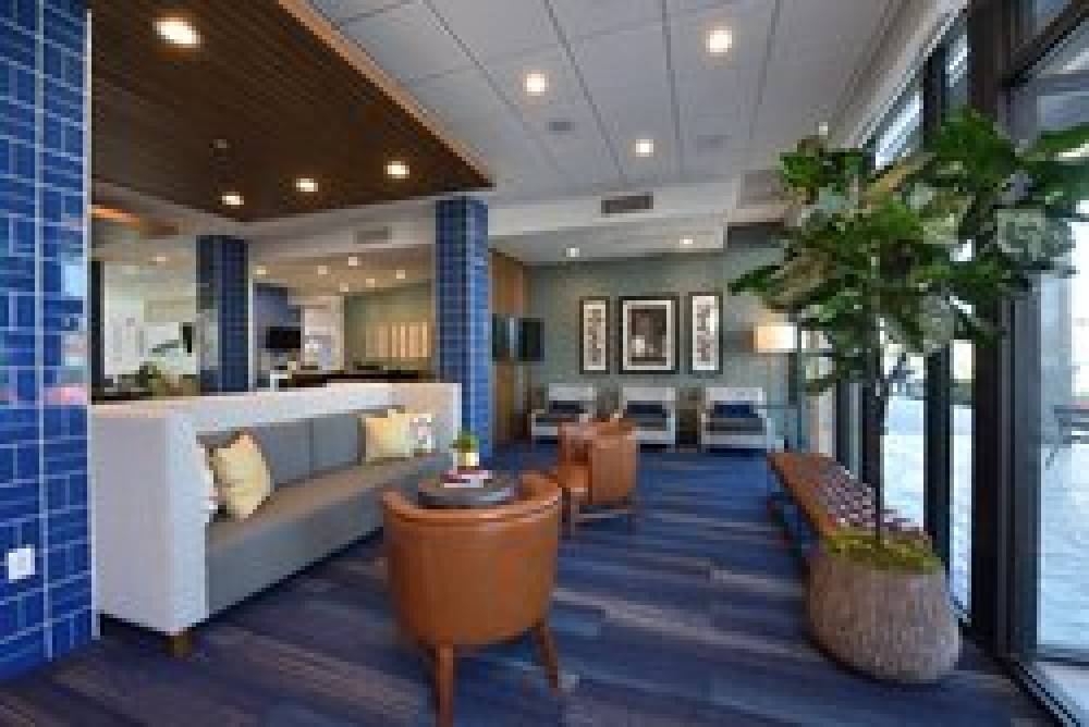 Holiday Inn Express & Suites HOUSTON NORTH - WOODLANDS AREA 8