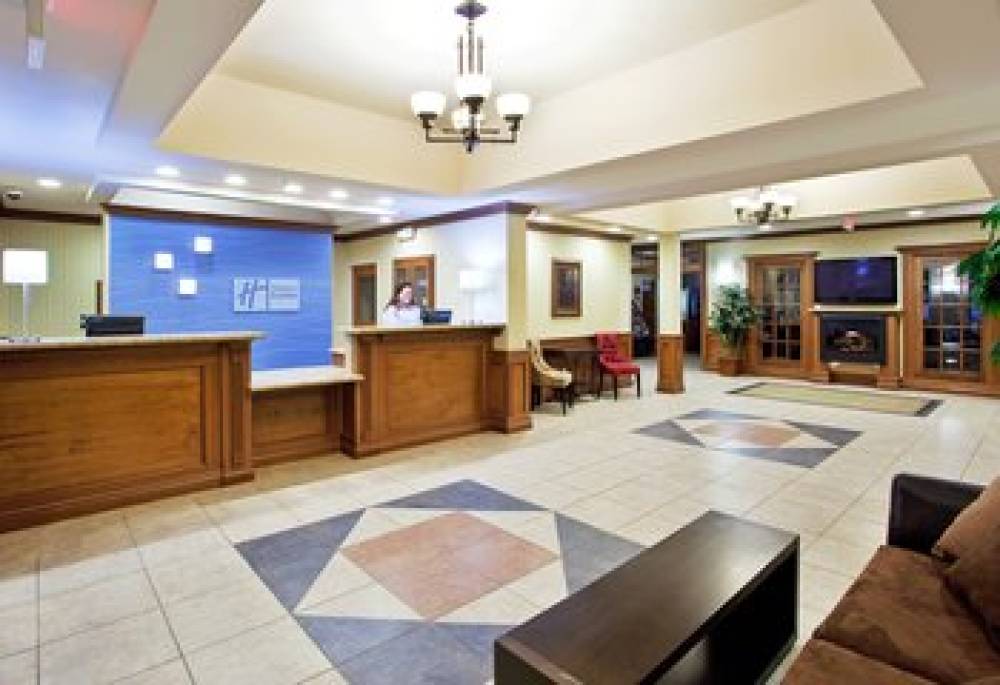 Holiday Inn Express & Suites Howell