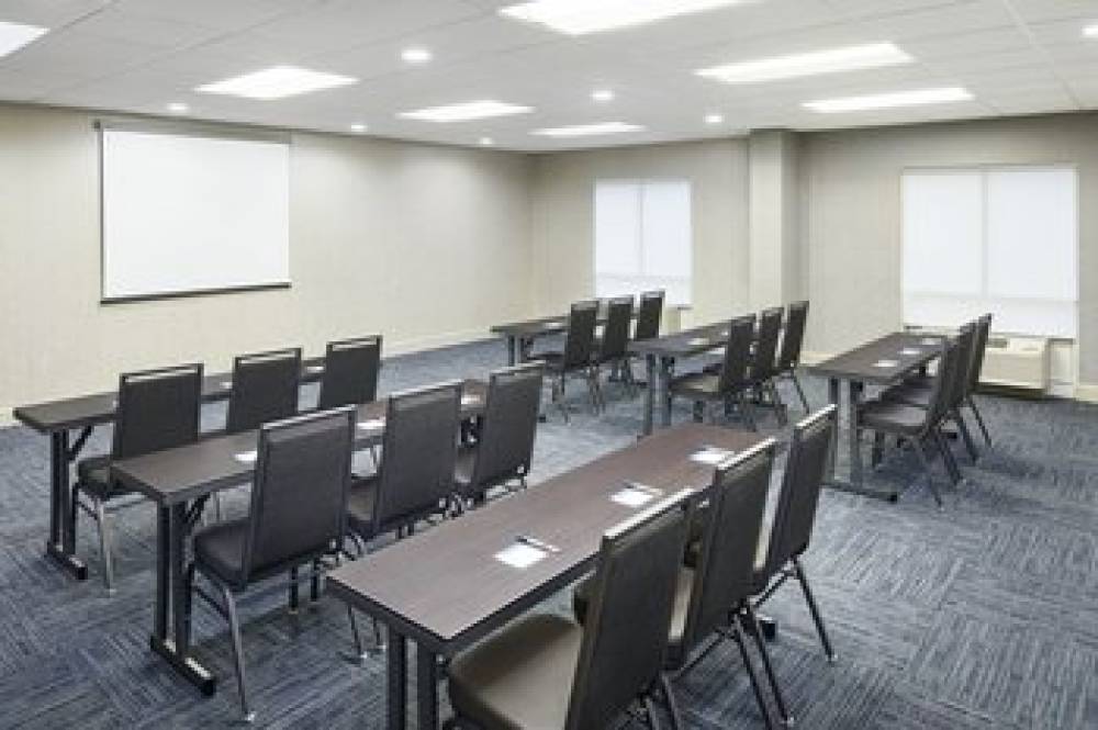 Holiday Inn Express & Suites I-26 & US 29 AT WESTGATE MALL 4