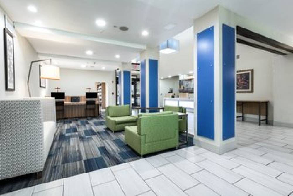 Holiday Inn Express & Suites JASPER 2
