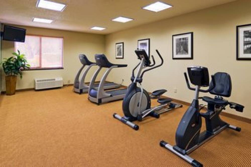 Holiday Inn Express & Suites KENDALL EAST - MIAMI 2