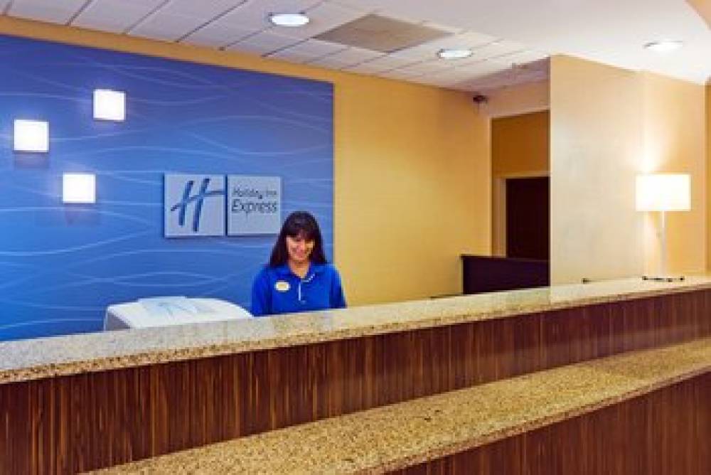 Holiday Inn Express & Suites KENDALL EAST - MIAMI 5